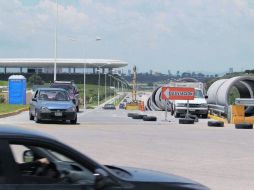En el ingreso por Ayamonte (foto) sólo funcionarán dos de los tres carriles. E. PACHECO  /