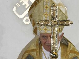 El papa Benedicto XVI durante la vigilia con los jóvenes que ha celebrado en el aeródromo de Cuatro Vientos. EFE  /