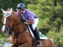 El jinete capitalino Enrique González triunfó en la prueba a 1.40 metros, a lomos de ''Stakarus''. A.CAMACHO  /