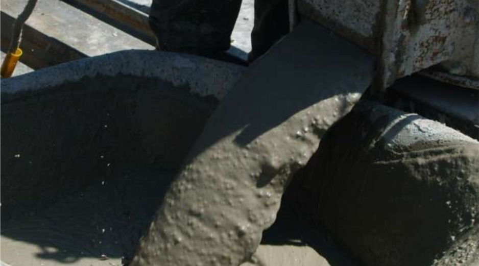 La mayor industria cementera de Bolivia planteará un arbitraje contra el grupo mexicano Chihuahua, por venta de acciones. ESPECIAL  /