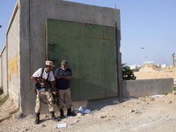 Rebeldes se acercan a la zona de influencia de Muamar Gadhafi, en Trípoli. EFE  /