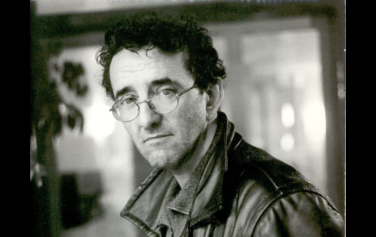 El escritor, quien murió en 2003, esperando un transplante de riñón, un autor reconocido en el mundo de habla hispana. ESPECIAL  /