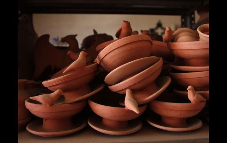 Productos jaliscienses elaborados con cerámica sin plomo, posibles articulos de marca colectiva para exportar. ARCHIVO  /
