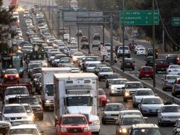 Con el macrolibramiento, el transporte de carga no ingresará a la ciudad. Por ello bajaría el tránsito en Periférico (foto). A. CAMACHO  /