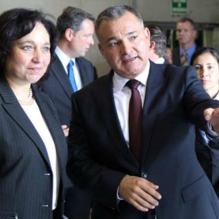 Policías federales, héroes para el país: García Luna