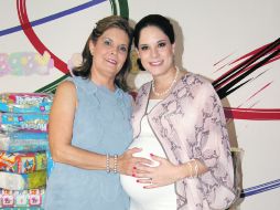 Ana Luisa González Durán de Solís y Anilú Solís de Veytia.  /
