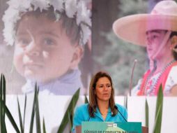 Margarita Zavala pidió romper las barreras en cuestión de empleos otorgados a mujeres. NOTIMEX  /