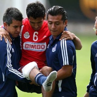 Omar Esparza dice adiós al Apertura 2011