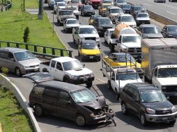 Señalan que en la ciudad se generan altos costos de inversión en infraestructura para el automóvil. ARCHIVO  /