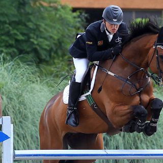 Alberto Michán arrasa en el Selectivo de Salto