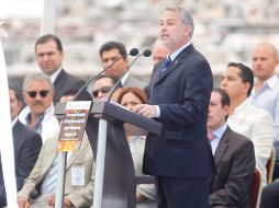 El gobernador del Estado, Emilio González, acudió esta mañana a la ceremonia del Fuego Panamericano. S. NÚÑEZ  /