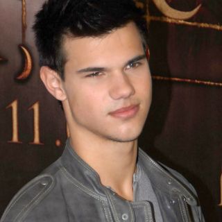 Taylor Lautner llega a México este 30 de agosto