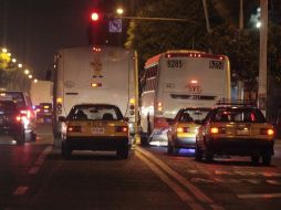 Las rutas del transporte público nocturno se implementará en las próximas semanas en la Zona metropolitana. ARCHIVO  /