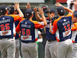 Los Tigres de Quintana Roo celebran el título en la LMB. MEXSPORT  /