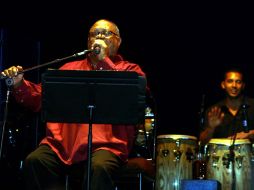 El cantautor cubano ofreció sus mejores éxitos a su público estadounidense. EFE  /