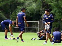 Jugadores del club Pumas, durante sesión de entrenamiento, previo a su encuentro ante Cruz Azul. MEXSPORT  /