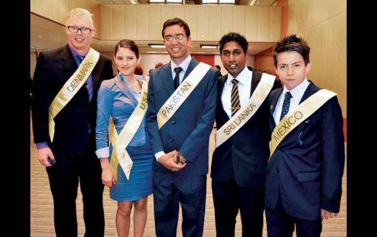 Alonso expresó su sorpresa de haber sido invitado a un encuentro tan importante. EL UNIVERSAL  /