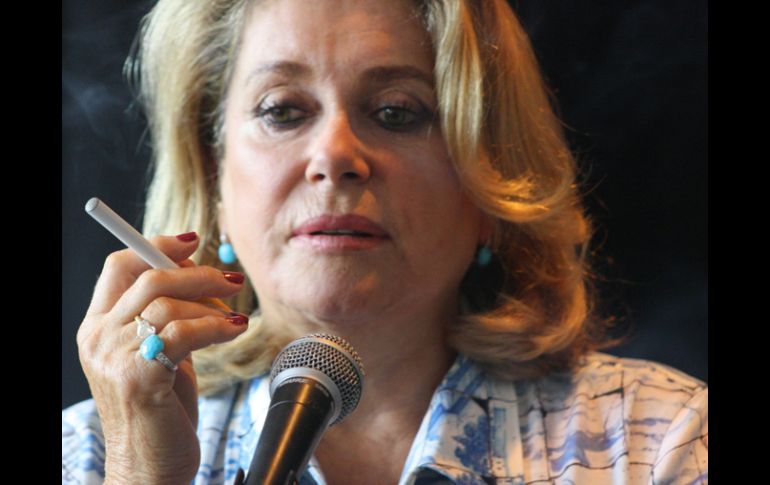 Deneuve afirma que su respeto por la actuación es fiel. EFE  /