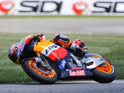 El piloto australiano de Moto GP Casey Stoner en acción durante el Gran Premio de Indianápolis. EFE  /
