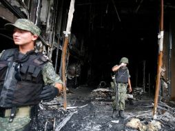 Escombros del inmueble en el que fallecieron 52 personas. REUTERS  /