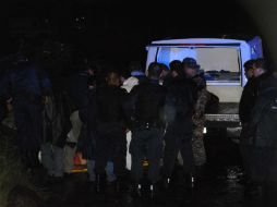 Autoridades llegaron al lugar donde encontraron el cádaver. O. RUVALCABA  /