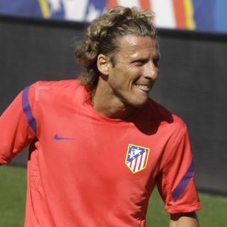 Forlán le dice adiós al Atlético
