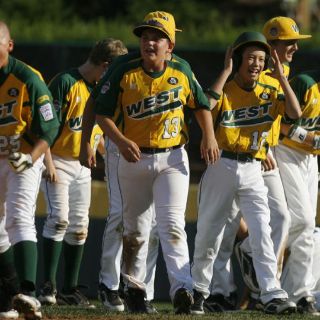 Los pequeños beisbolistas del Huntington Beach vencen a nipones