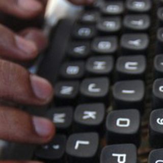 Abren convocatoria a concursos literarios