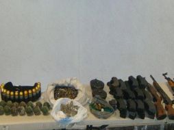 A los detenidos se les decomisaron armas de diferentes calibres. ESPECIAL  /