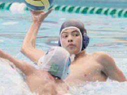 Para Alberto Mendoza el deporte vale todos los sacrificios. ESPECIAL  /