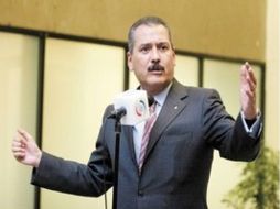 El senador reconoció que ha tratado de eludir dar una respuesta acerca de si buscará ser candidato en 2012. ARCHIVO  /