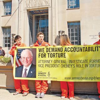 AI pide abrir pesquisa criminal a Dick Cheney