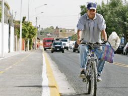 El Ayuntamiento de Tlajomulco trazó una ciclovía de 3.2 kilómetros en Prolongación Colón. S. NÚÑEZ  /