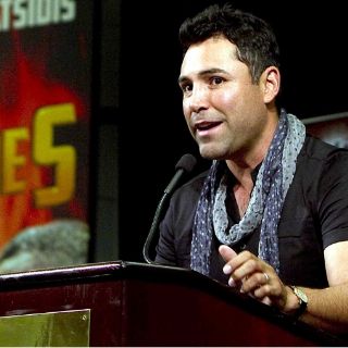 De la Hoya enfrenta la 'pelea más difícil' de su vida
