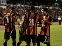 Jugadores del Club Jaguares durante partido perteneciente a la jornada siete del Torneo Apertura. MEXSPORT  /