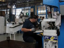 El mercado laboral será el más afectado con esta medida, puesto la reducción dificultará la creación de nuevos empleos. ARCHIVO  /