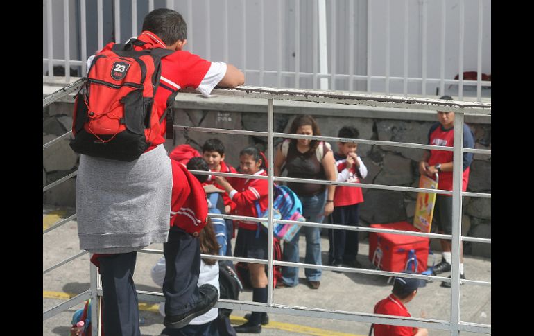 Según la iniciativa, la aplicación de exámenes antidoping sería para alumnos a partir de quinto grado de primaria. ARCHIVO.  /