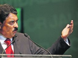 Ramiro Hernández rindió su informe ayer por la noche en en Auditorio Telmex. S. NÚÑEZ  /
