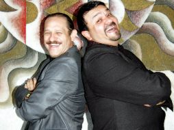 Teo González y Omar Alonso dicen abordar temas actuales en el montaje que hoy presentan. E. BARRERA  /