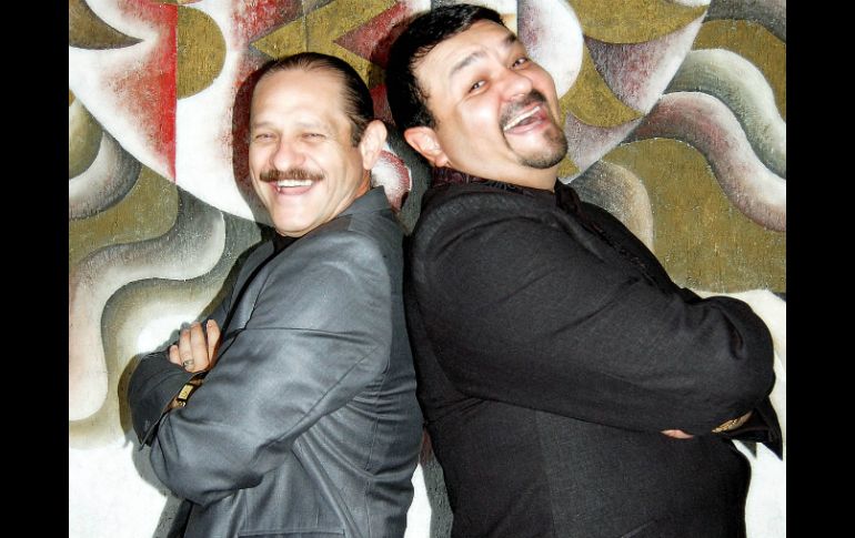 Teo González y Omar Alonso dicen abordar temas actuales en el montaje que hoy presentan. E. BARRERA  /