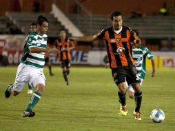 Luis Gabriel Rey (d) fue pieza importante en la victoria del jaguar. MEXSPORT  /