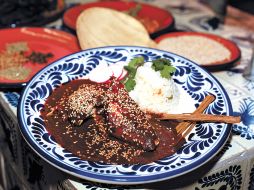 El poblano clásico. La receta incluye más de 15 ingredientes.  /