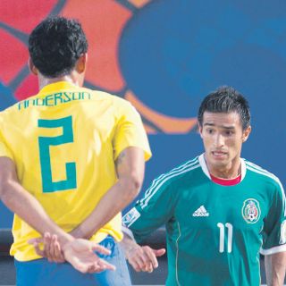 Bailan samba con el Tricolor