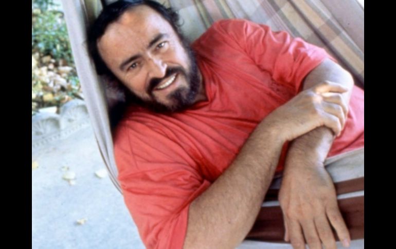 El tenor italiano falleció el 6 de septiembre de 2007. ARCHIVO  /