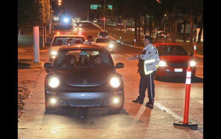 Las pruebas de alcoholemia se aplican sólo a conductores que incurrieron en alguna infracción al reglamento de vialidad. E. PACHECO.  /