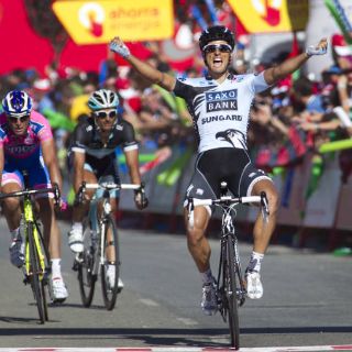 Haedo de Saxo Bank gana decimosexta etapa