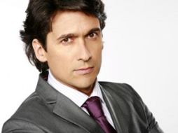 Rafael Araneda lamenta la muerte de su colega recién fallecido. ESPECIAL  /