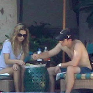 Uno de los Jonas Brothers vacaciona en México