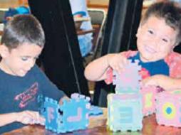 Los niños se despiden del LArVa con una sonrisa y se llevan grandes experiencias. M. SEVILLA  /