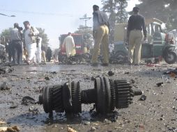 Los agresores usaron un auto bomba, granadas y un atacante suicida para perpetrar el atentado. EFE  /